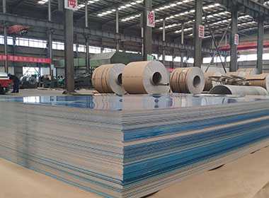 關(guān)于保溫鋁板三個重要的優(yōu)點