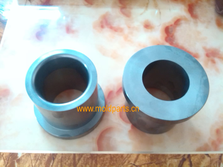 東莞大翔模具配件有限公司專業(yè)生產(chǎn)壓鑄模澆口套，壓鑄模澆口套的材質(zhì)、熱處理、硬度、標準、型號等詳情說明和介紹，您可以通過本頁面下單留言或者發(fā)送詢/報價